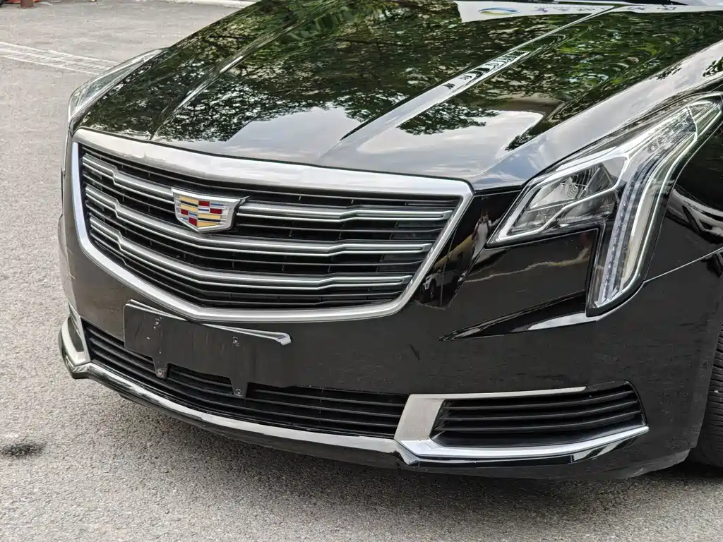 Cadillac XTS — фото 7