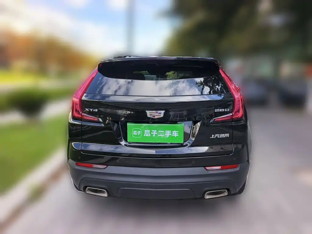 Cadillac XT4 — фото 5