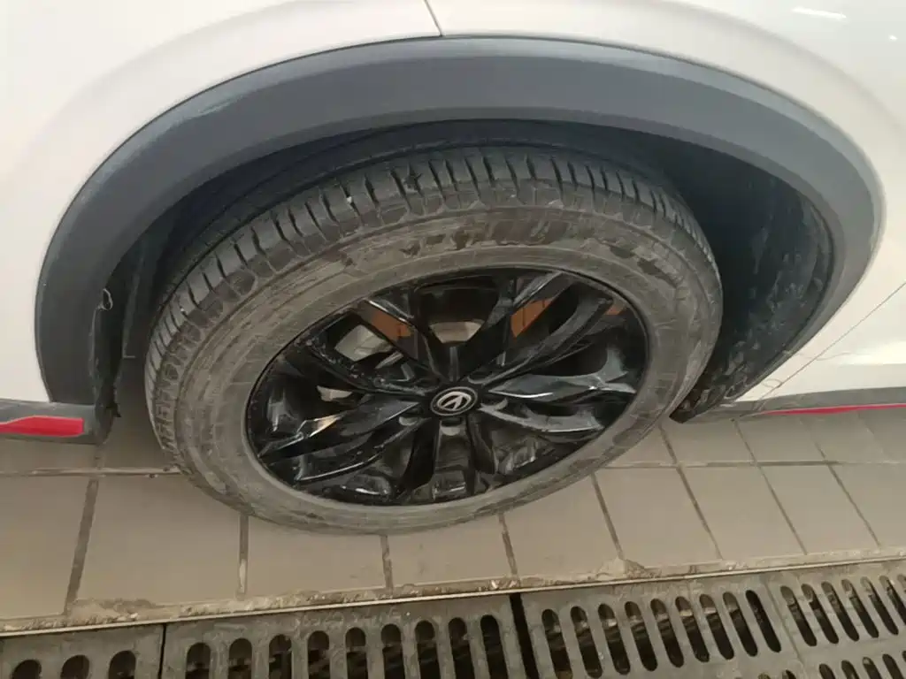 Changan X5 PLUS — фото 23