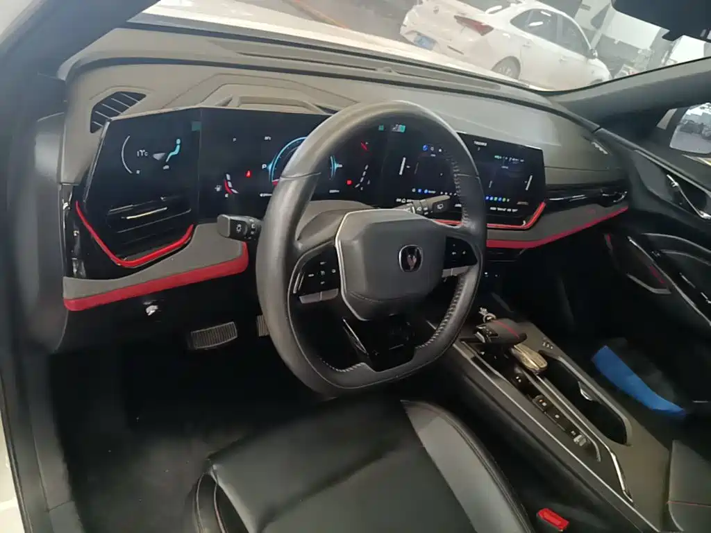 Changan X5 PLUS — фото 10