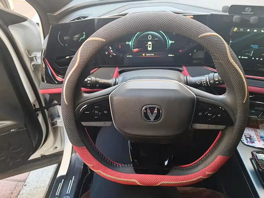 Changan X5 PLUS — фото 15