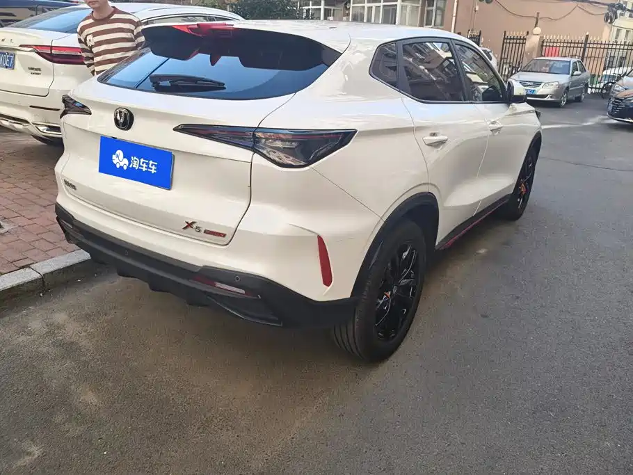 Changan X5 PLUS — фото 3