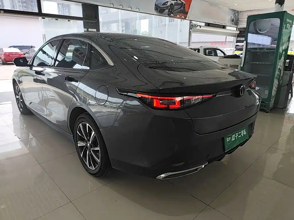 Changan Eado — фото 5