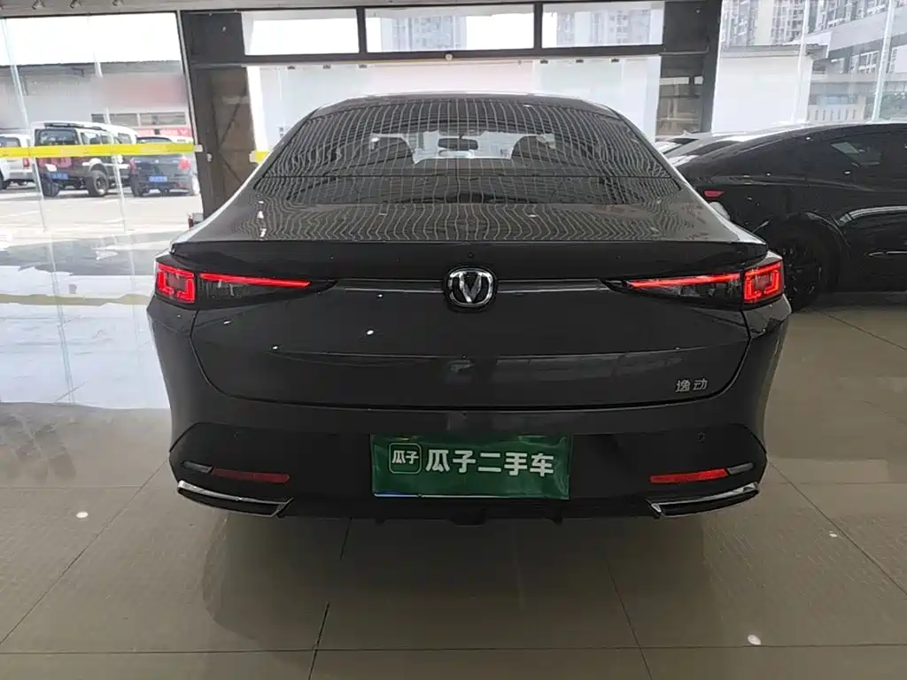 Changan Eado — фото 6