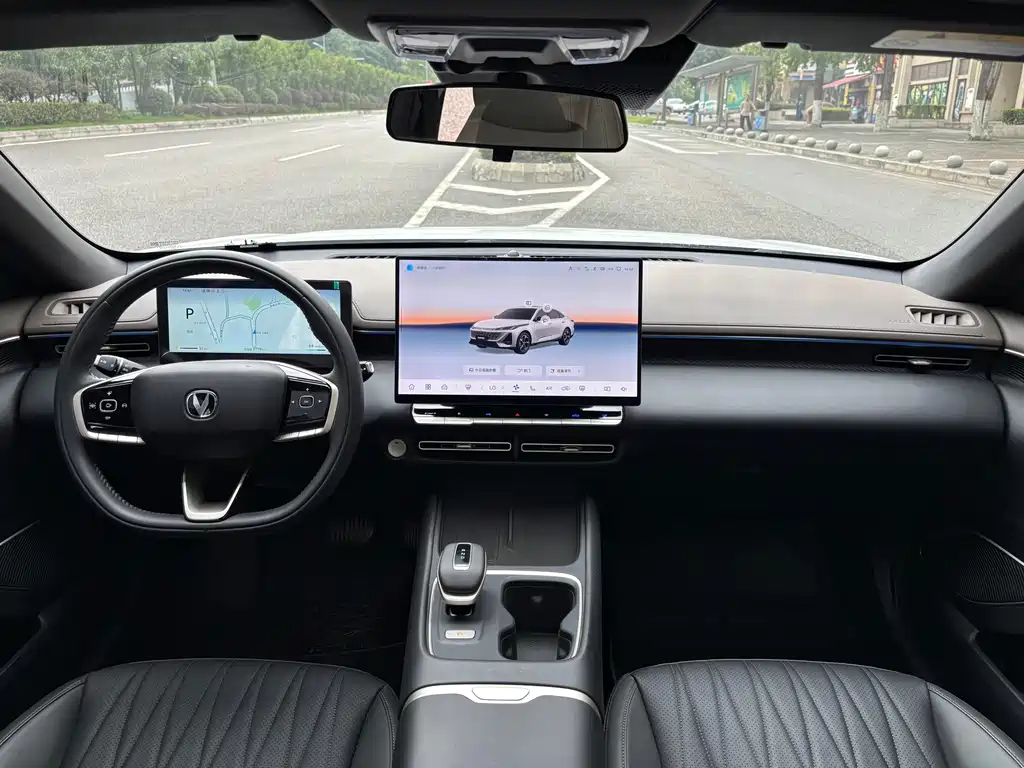 Changan Eado — фото 9