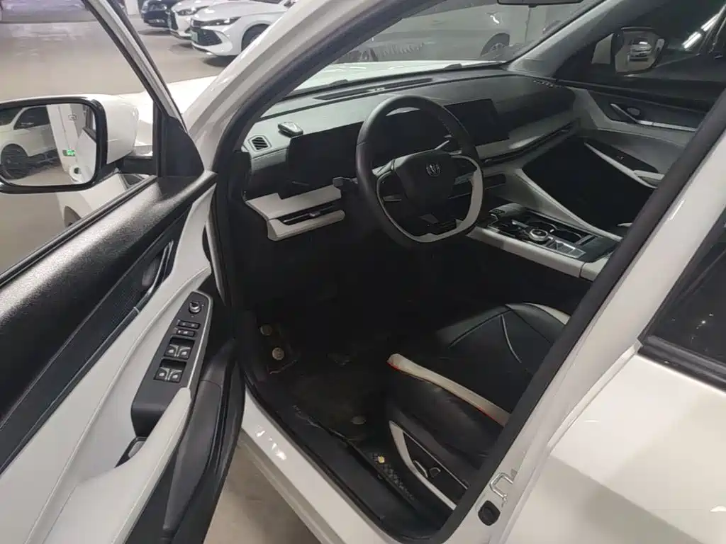 Changan CS75 PLUS — фото 18