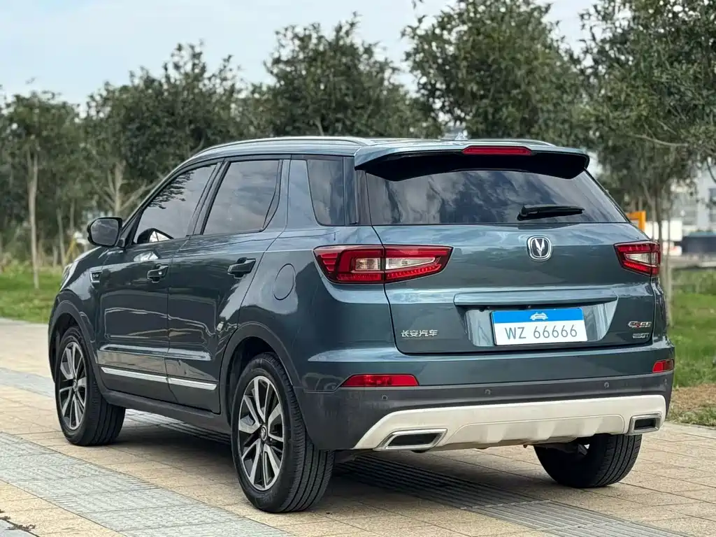 Changan CS55 — фото 11