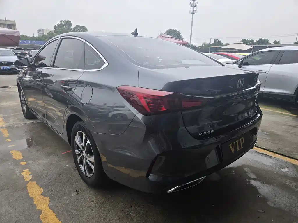 Changan Eado — фото 5