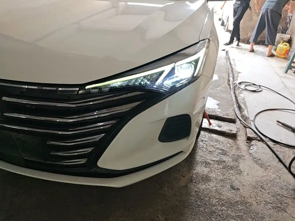 Changan Eado — фото 24