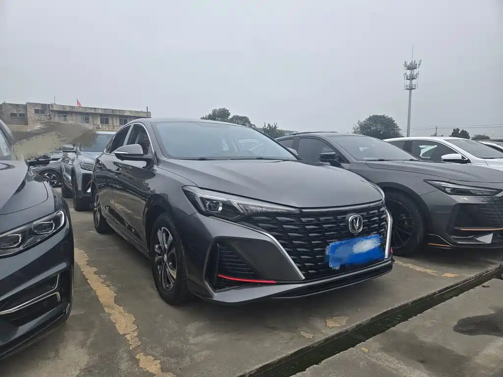 Changan Eado — фото 3