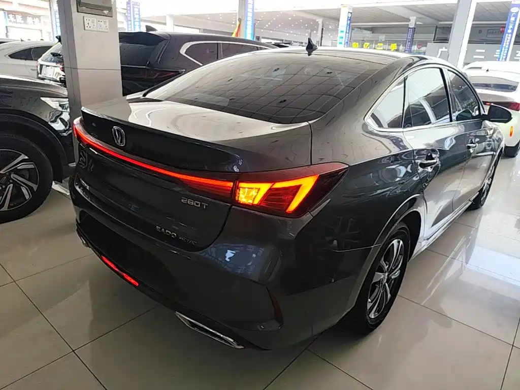 Changan Eado — фото 7