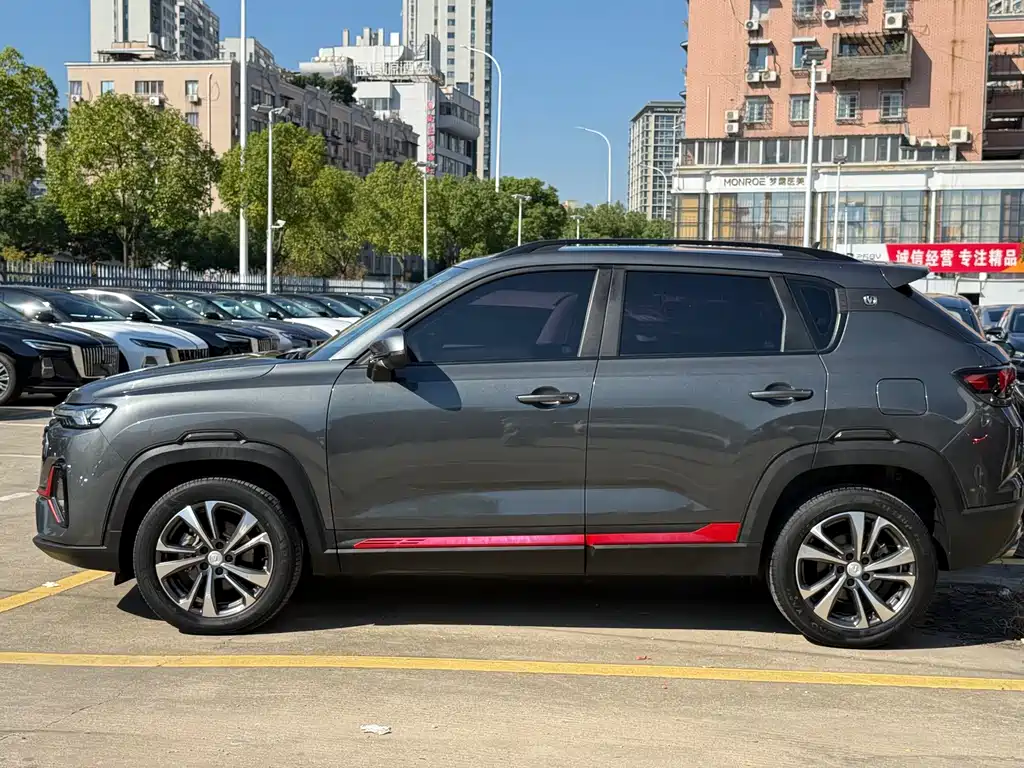 Changan CS35PLUS — фото 3