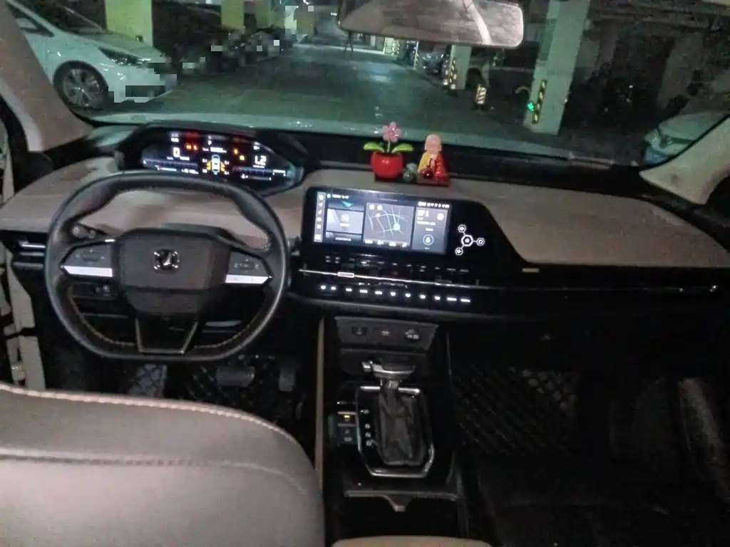 Changan CS55PLUS — фото 10