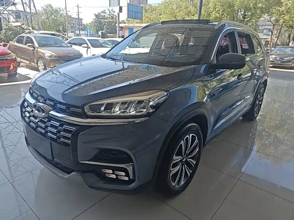 Chery Tiggo 8 — фото 2