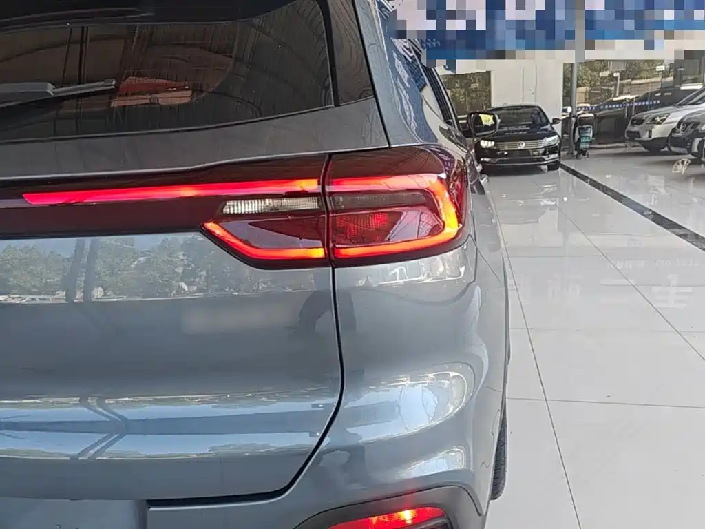 Chery Tiggo 8 — фото 24