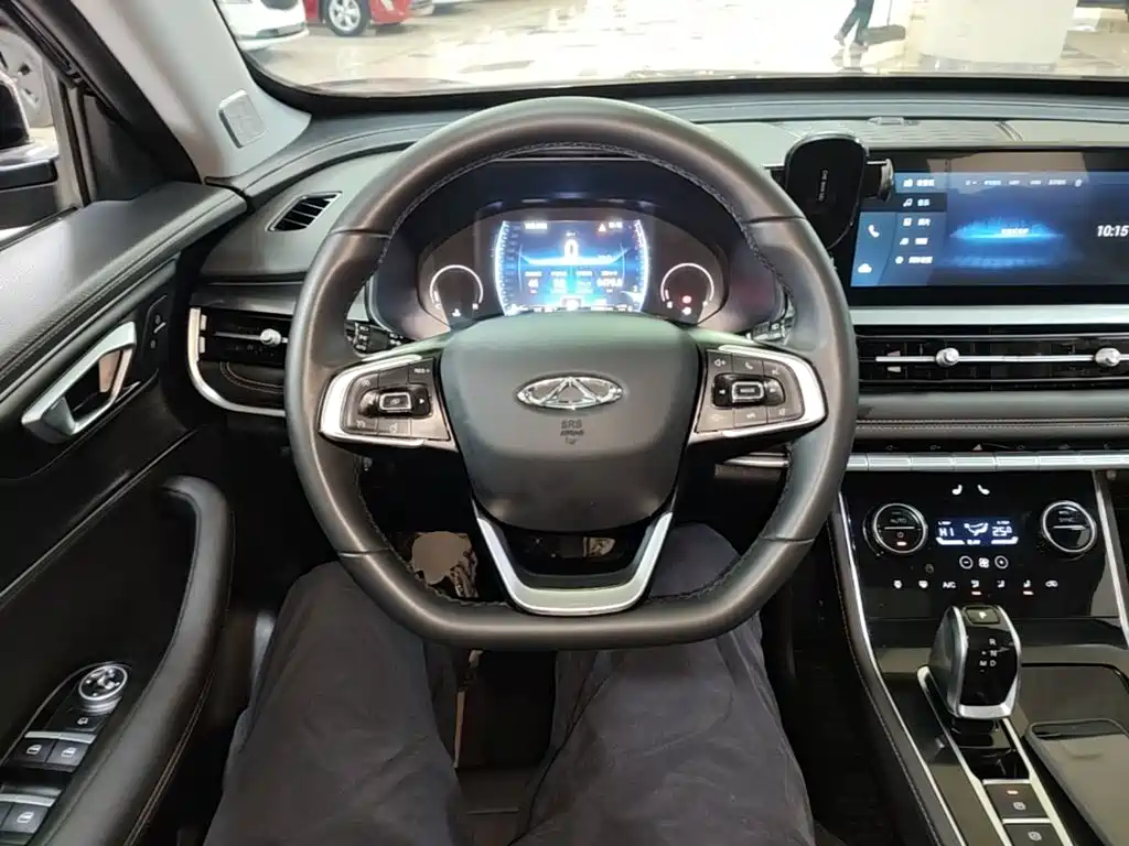 Chery Tiggo 8 — фото 11