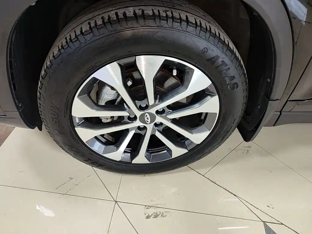 Chery Tiggo 8 — фото 23
