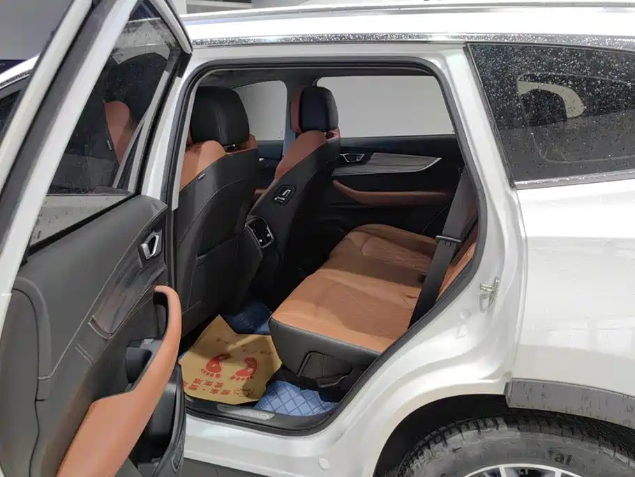 Chery Tiggo 8 PLUS — фото 11