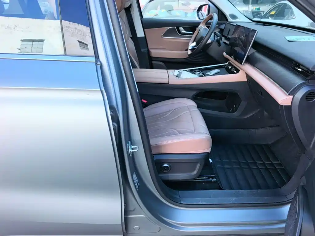 Chery Tiggo 8L — фото 25