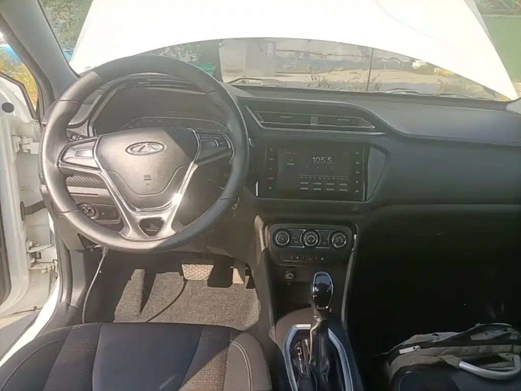 Chery Tiggo 3x — фото 10