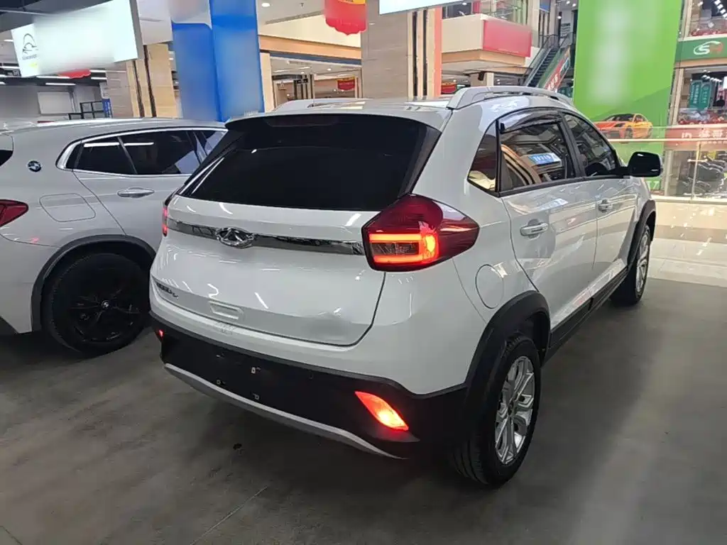 Chery Tiggo 3x — фото 7