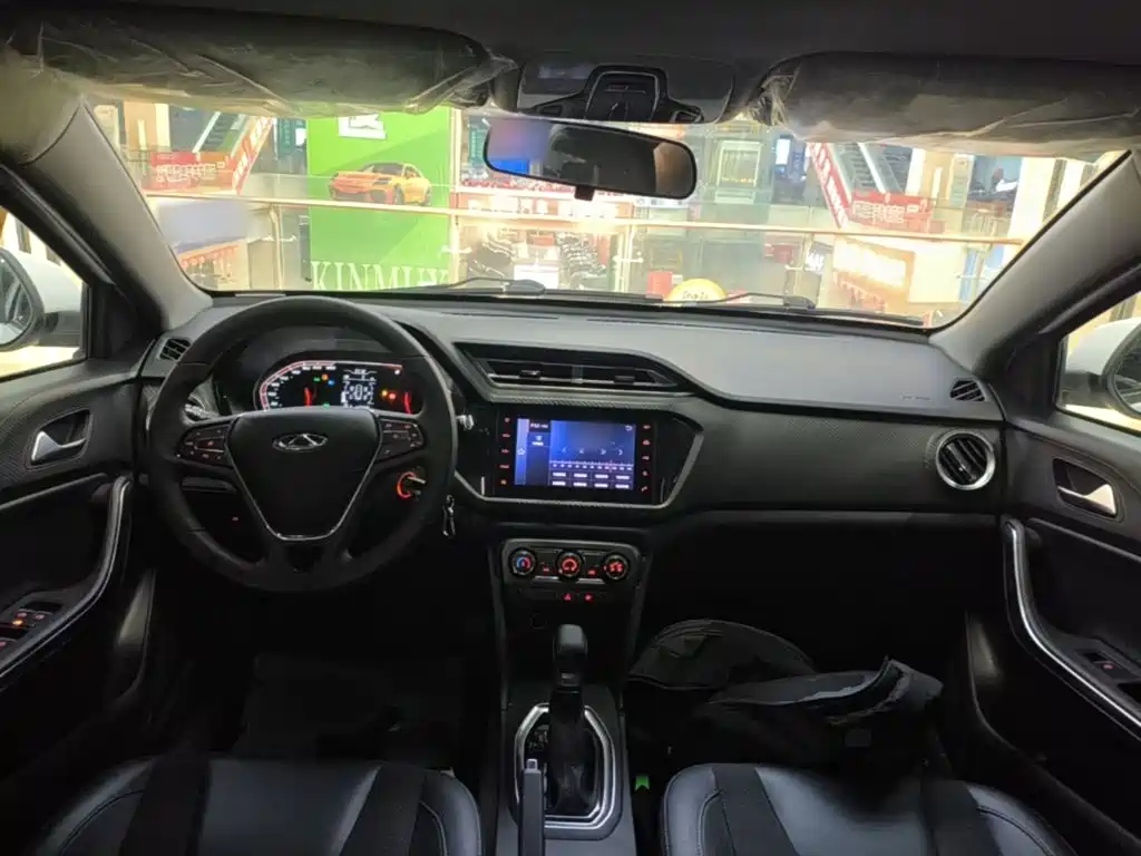 Chery Tiggo 3x — фото 10