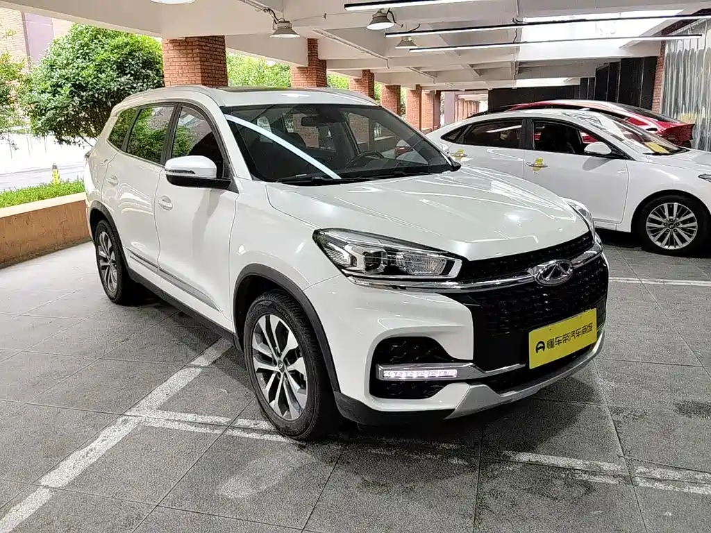 Chery Tiggo 8 — фото 6