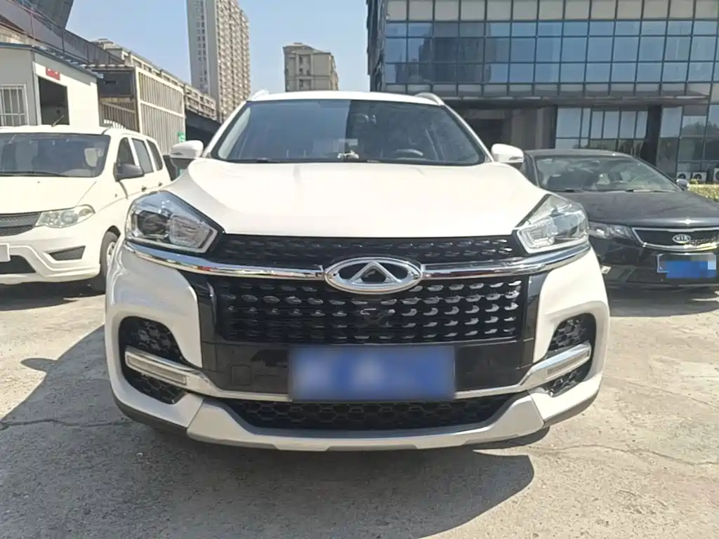 Chery Tiggo 8 — фото 3
