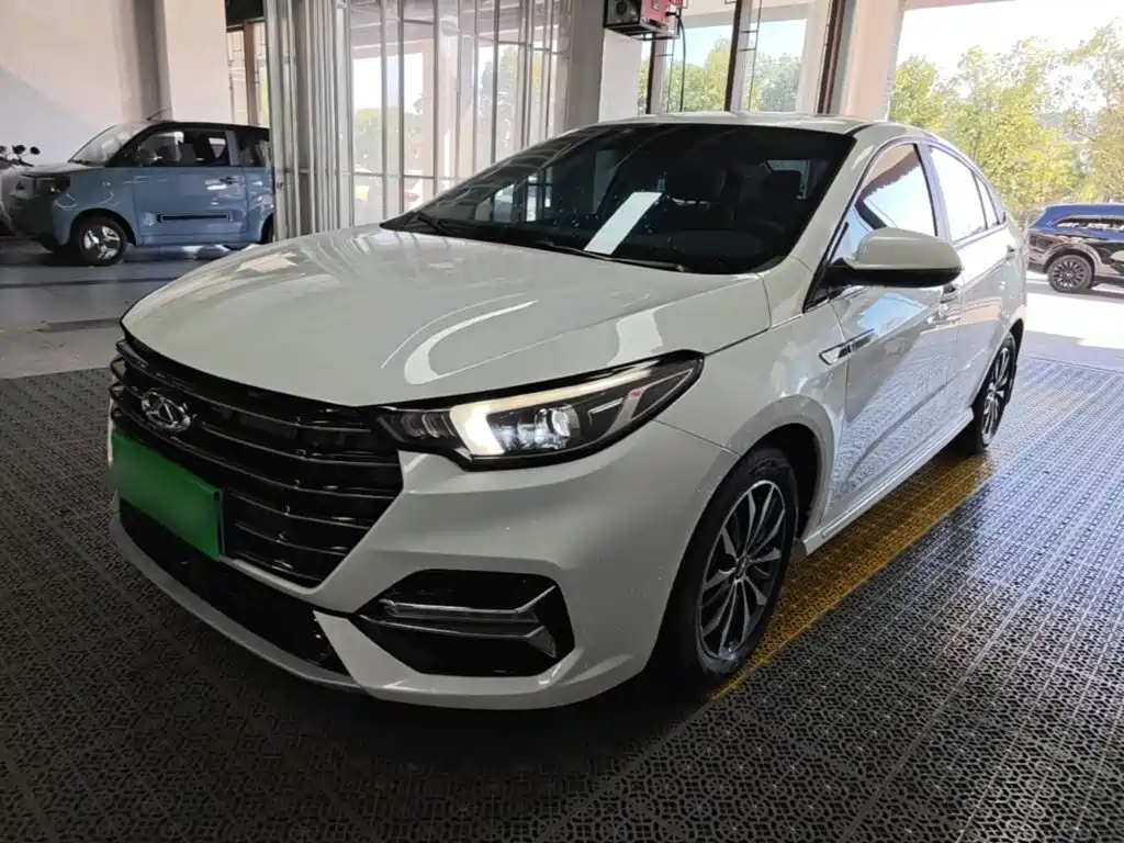 Chery Arrizo 5 PLUS — фото 2
