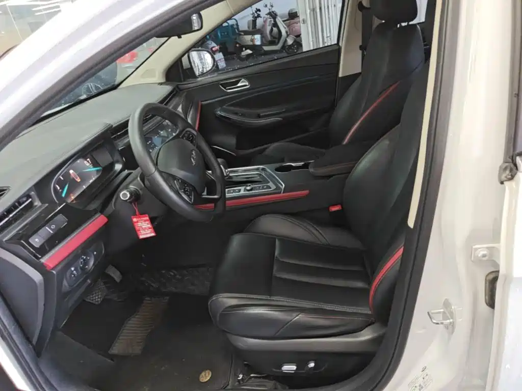 Chery Arrizo 5 PLUS — фото 15
