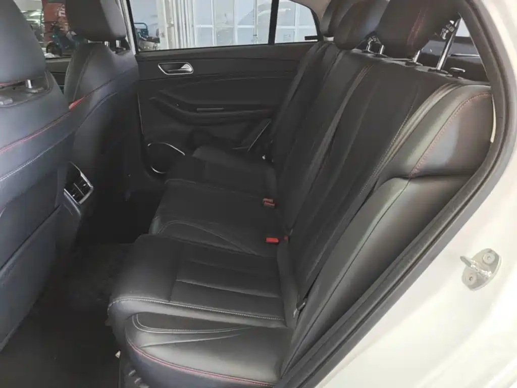 Chery Arrizo 5 PLUS — фото 17