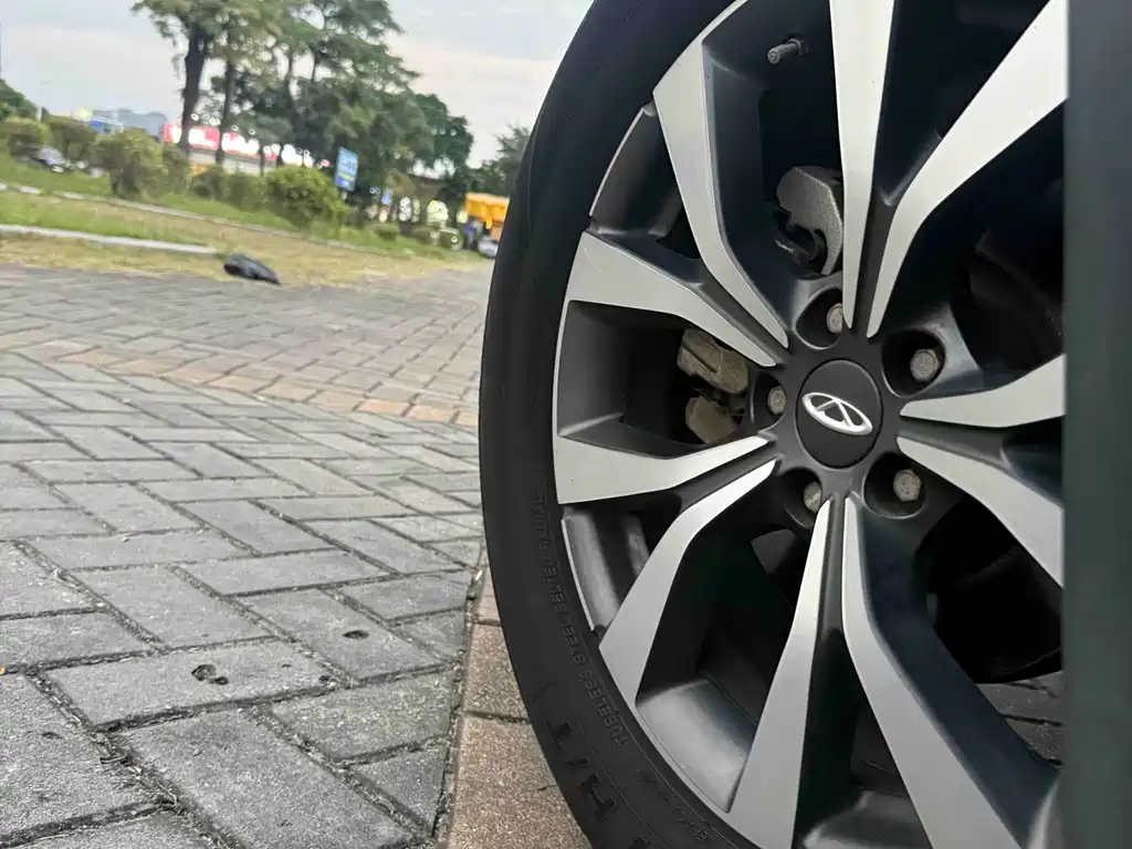 Chery Tiggo 7 — фото 17