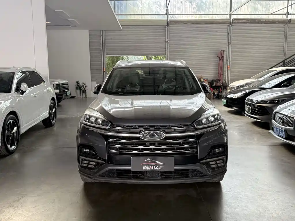 Chery Tiggo 8 — фото 2