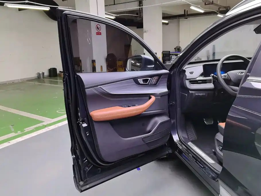 Chery Tiggo 8 PLUS — фото 7
