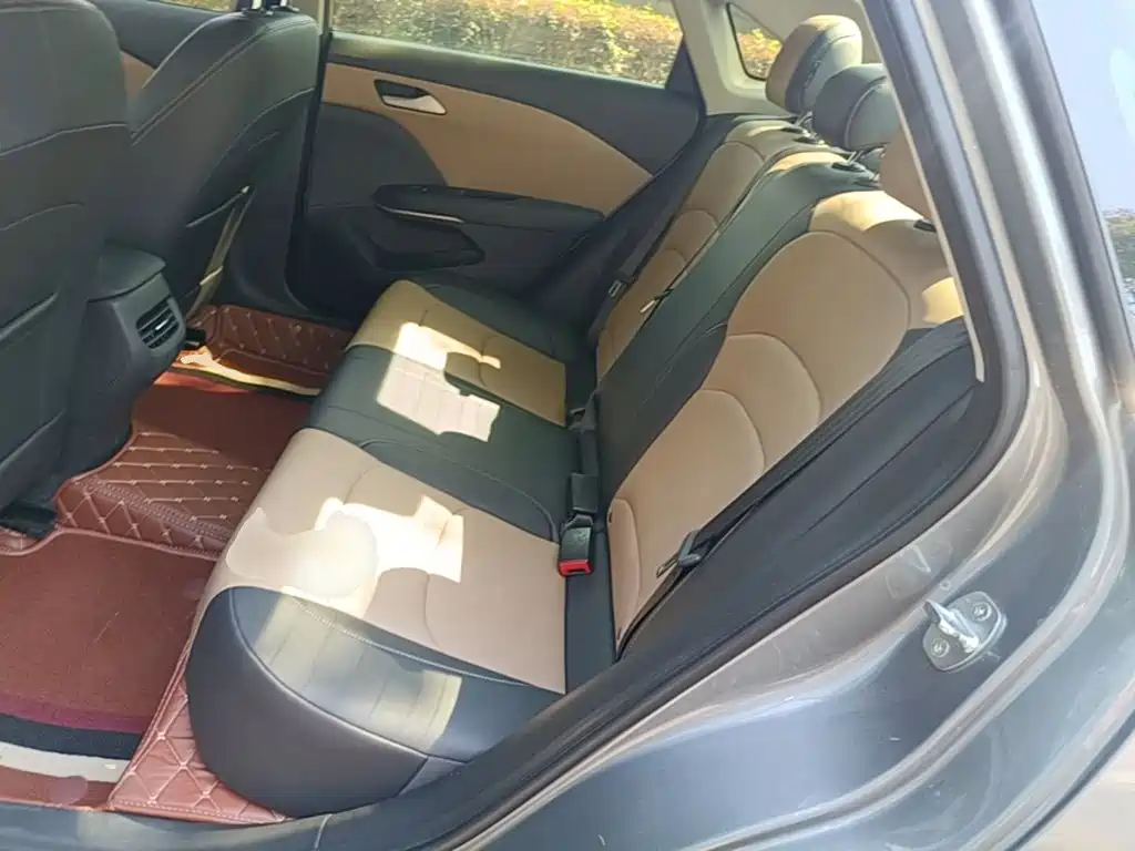 Chevrolet Monza — фото 17