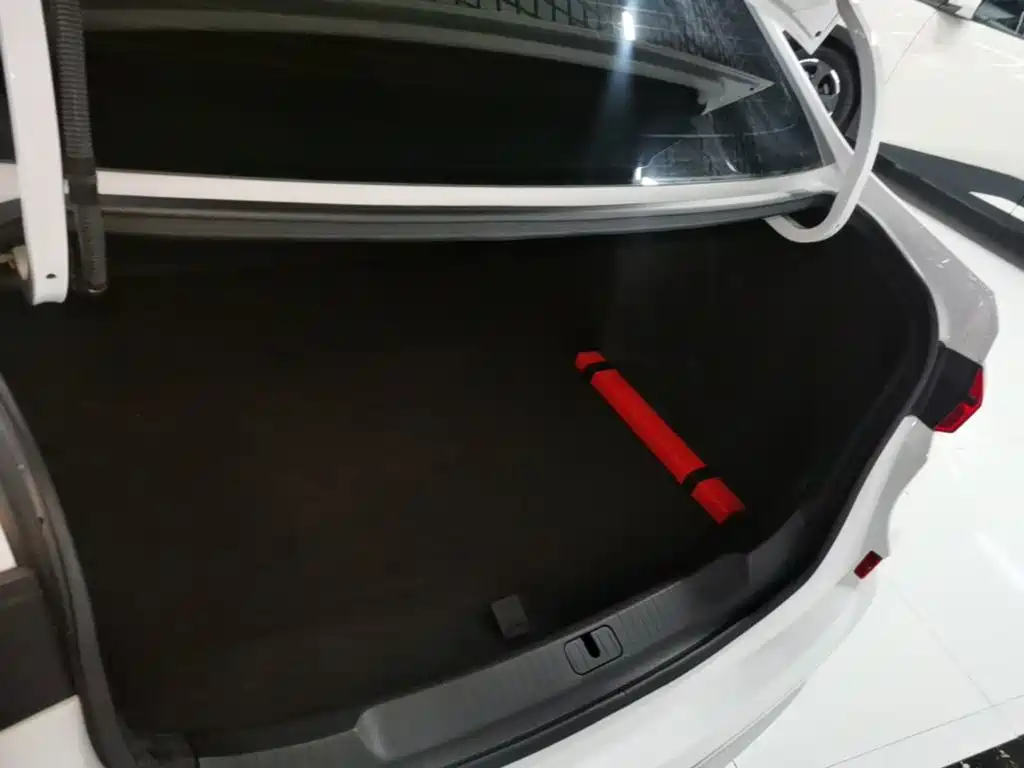 Chevrolet Monza — фото 19