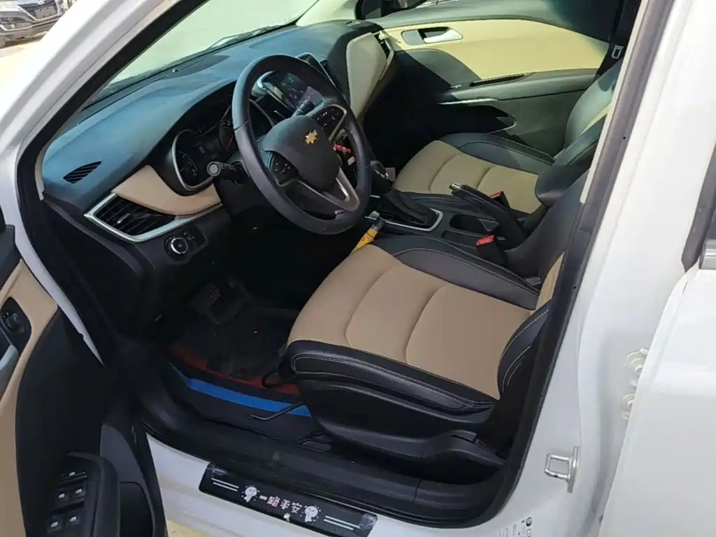 Chevrolet Monza — фото 15
