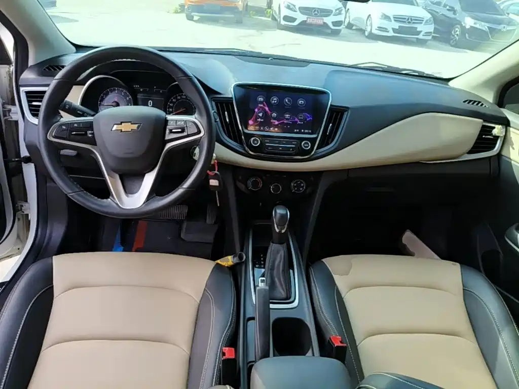 Chevrolet Monza — фото 10