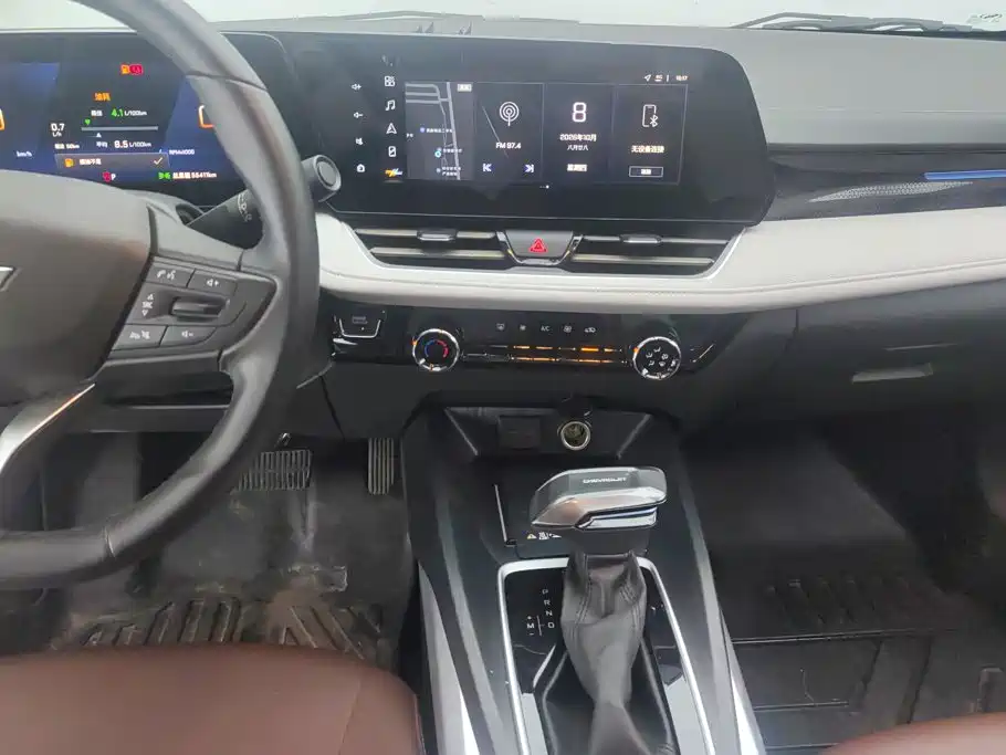 Chevrolet Monza — фото 13