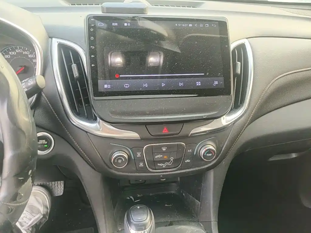 Chevrolet Equinox — фото 13