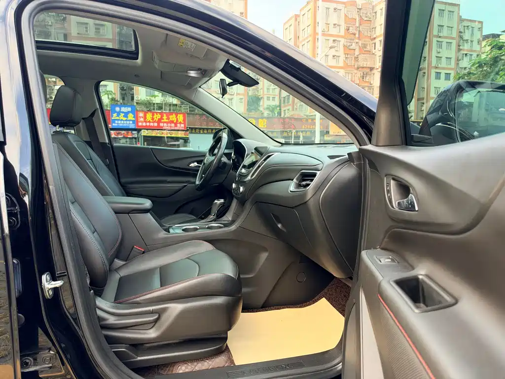 Chevrolet Equinox — фото 14
