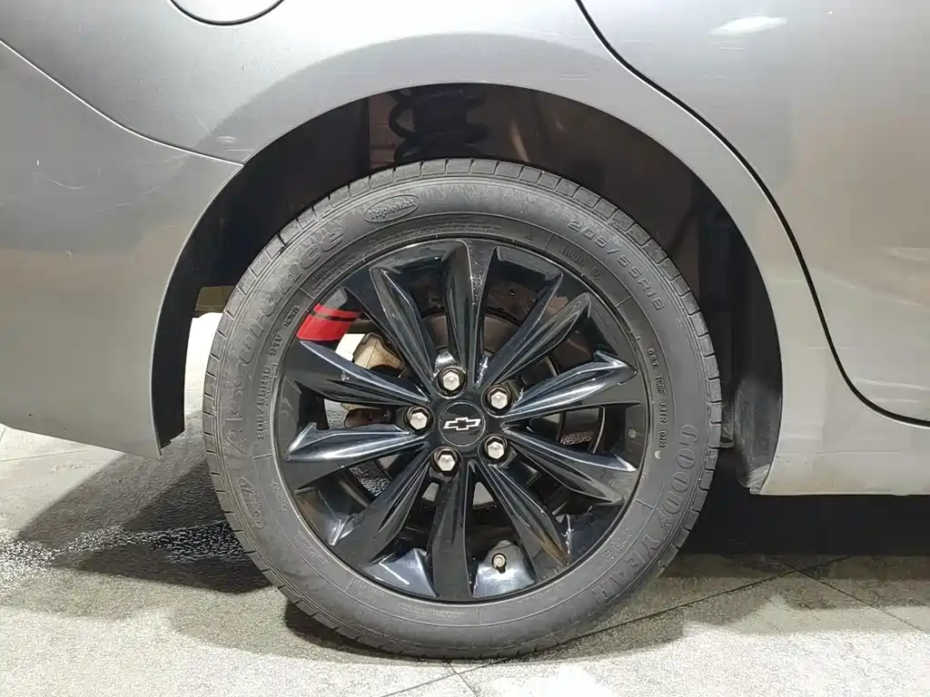 Chevrolet Monza — фото 18