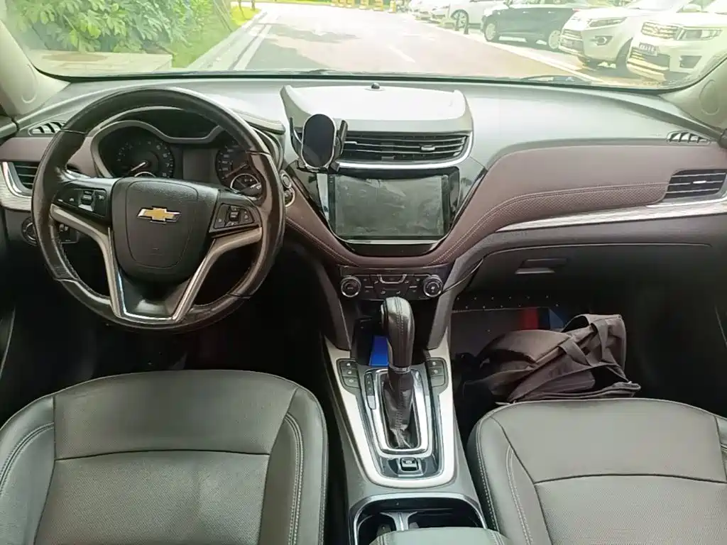Chevrolet Malibu — фото 10