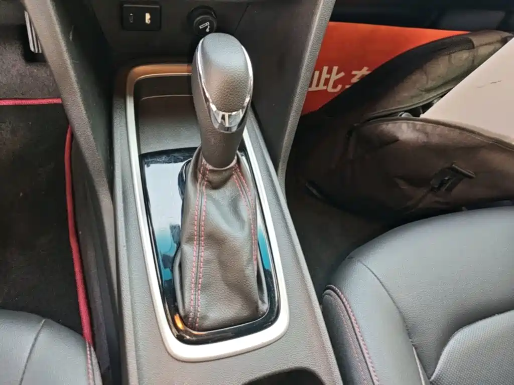Chevrolet Monza — фото 14