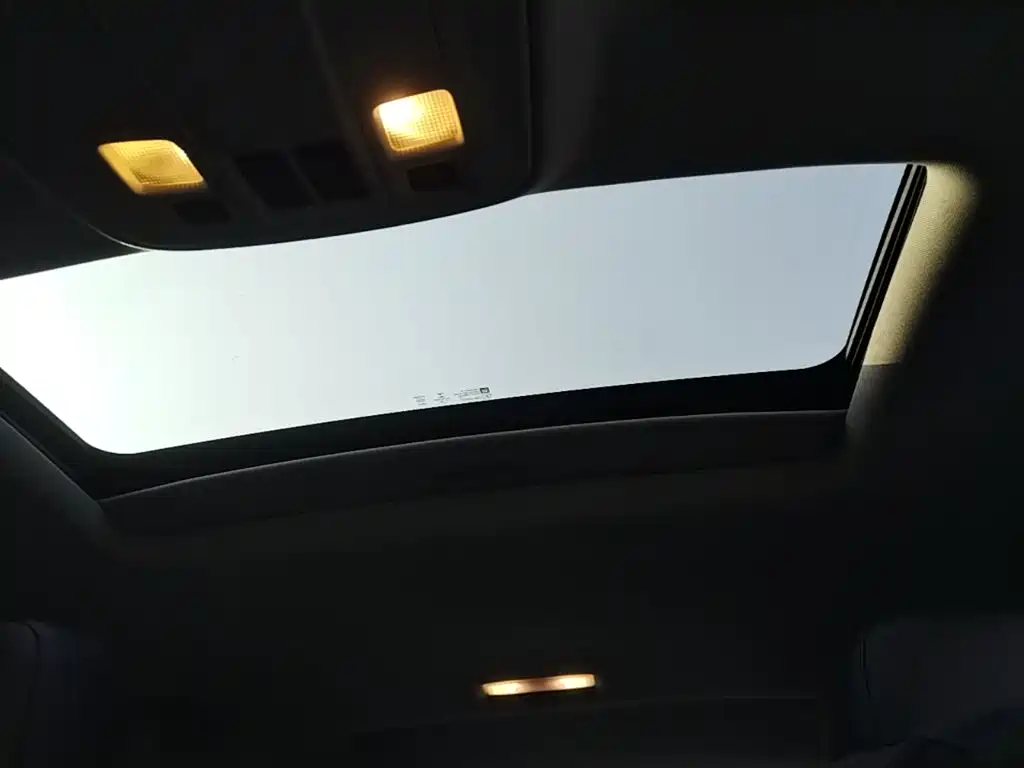 Chevrolet Malibu — фото 18