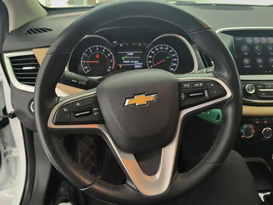 Chevrolet Monza — фото 15