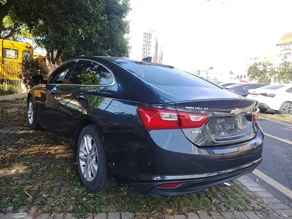 Chevrolet Malibu XL — фото 5
