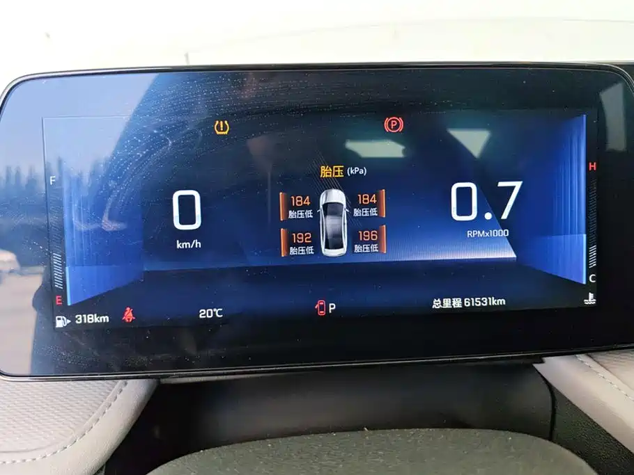 Chevrolet Monza — фото 14