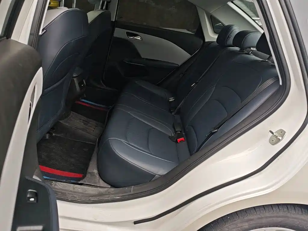 Chevrolet Monza — фото 17
