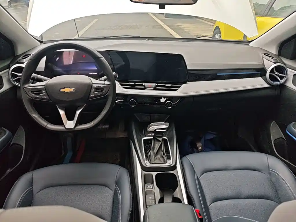 Chevrolet Monza — фото 10